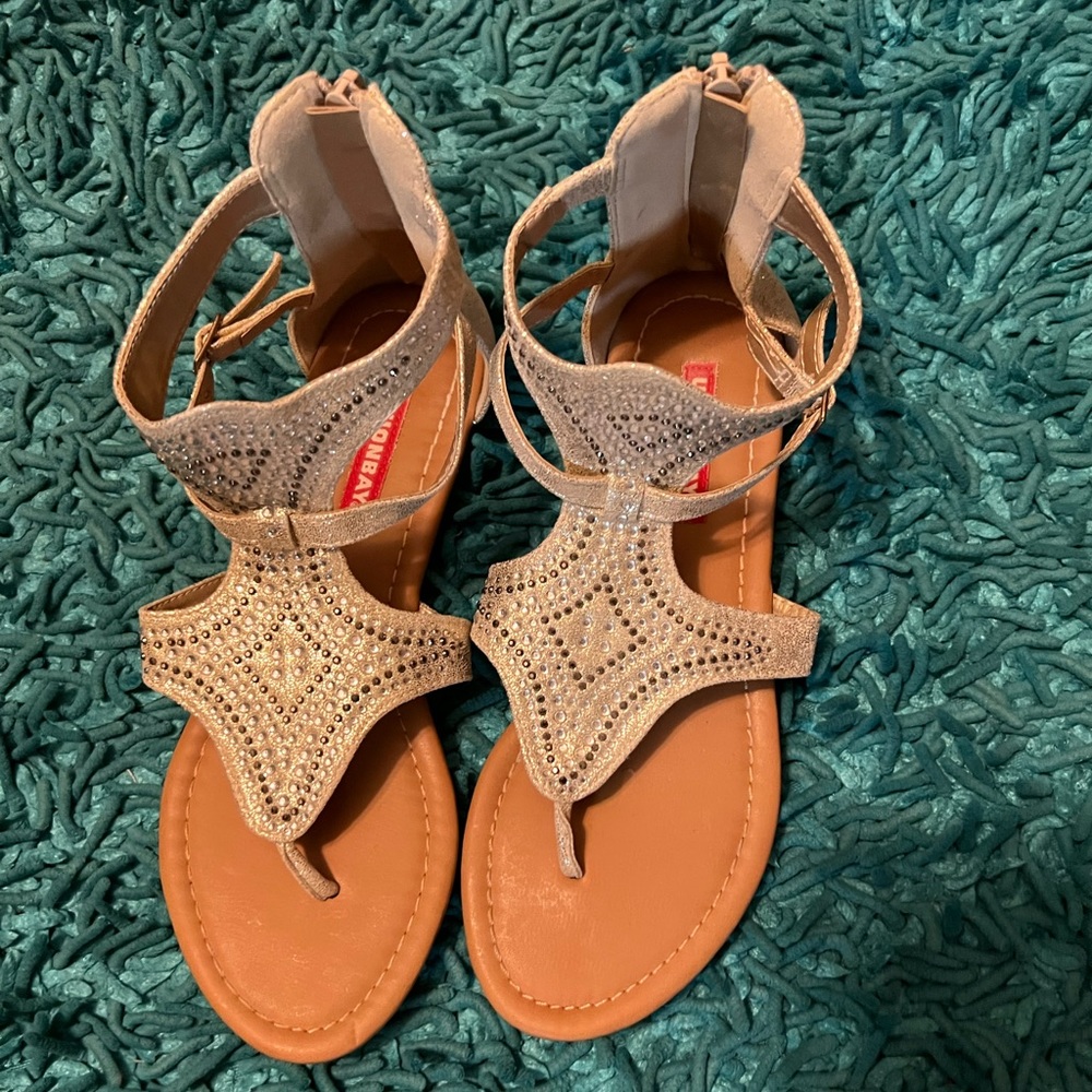 Gold tone Bling Like Sandles made by Union bay.